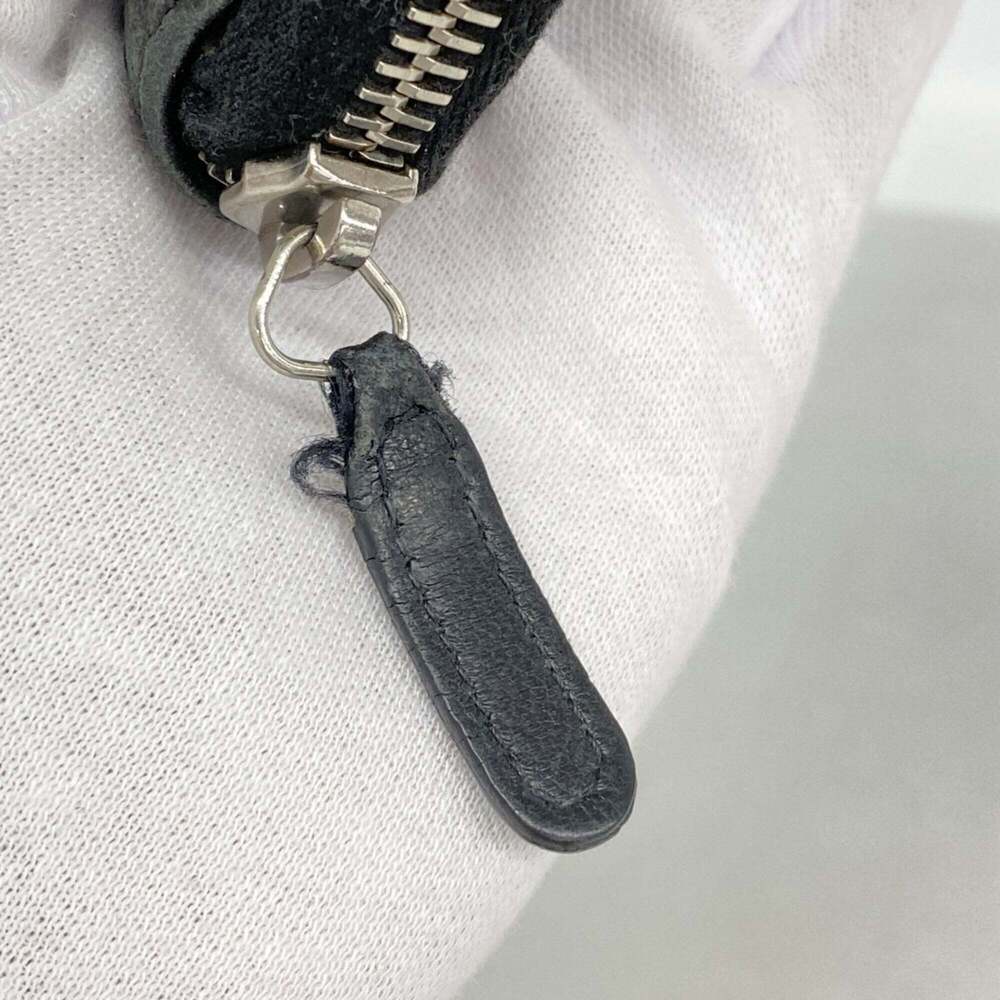 CHANEL Black Lambskin Leather Wallet - Picture 7 of 9